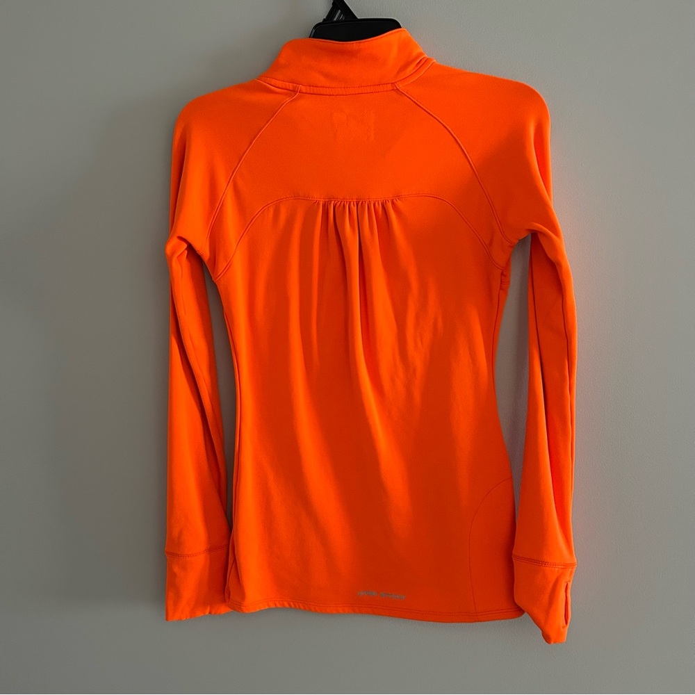 Women’s Under Armour Fitted Quarter Zipper Dri fit Size Small. Orange - Picture 4 of 5